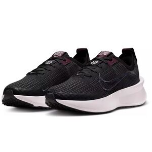 NEW Nike Interact Run Performance Running Shoes Women’s Size 7.5 Black